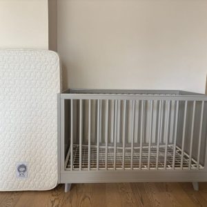 Cuna incluye colchón, Reese Pottery Barn