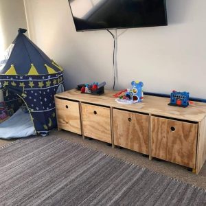 banqueta especial 
150 x 45 x 35