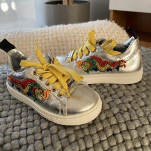 Tenis color plata, unisex, 16 cm, AM 66