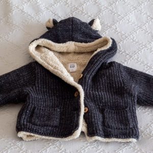 Abrigo gris oscuro, 3-6 meses, Baby GAP