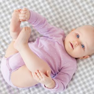 Funda nórdica cuna cuadro vichy gris reversible blanco