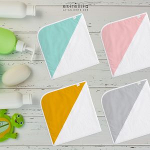 Capa de baño bebé liso mint