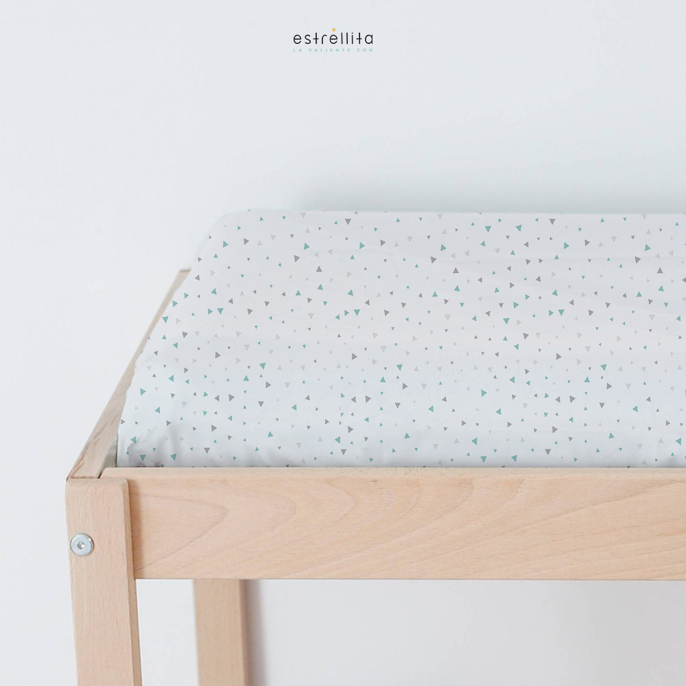 Funda colchoneta cambiador bebé Triángulos gris y mint - Imagen 5