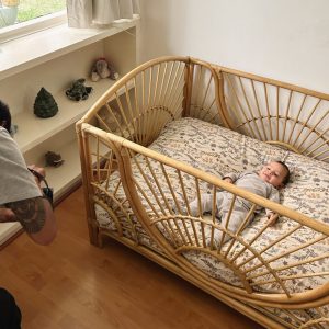 Cuna/cama de Ratán, Mim