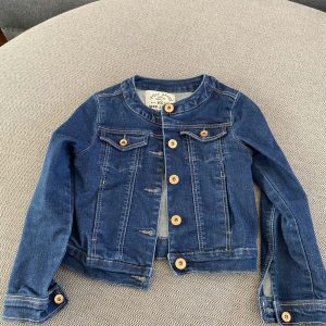 Chamarra mezclilla, 5-6 años, IKKs