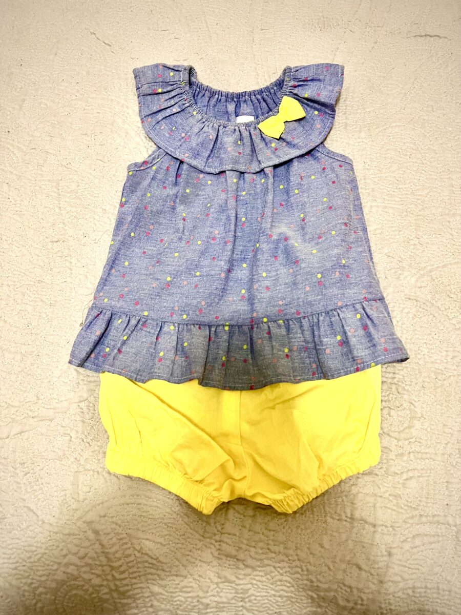 Paquete de ropa para Niña, 6-12 Meses, Vestido, Jumper y Conjunto, Little Me & Fiorella - Imagen 3