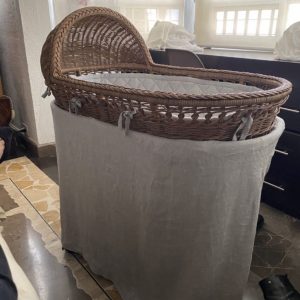 Moisés de mimbre con bassinet, Pottery Barn