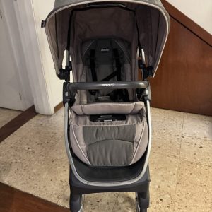Carriola con Car seat, bravo Chicco