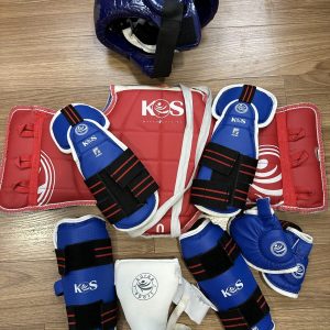 Equipo de protección para artes marciales, KOS