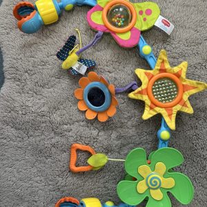 Móvil para carriola, Tiny love