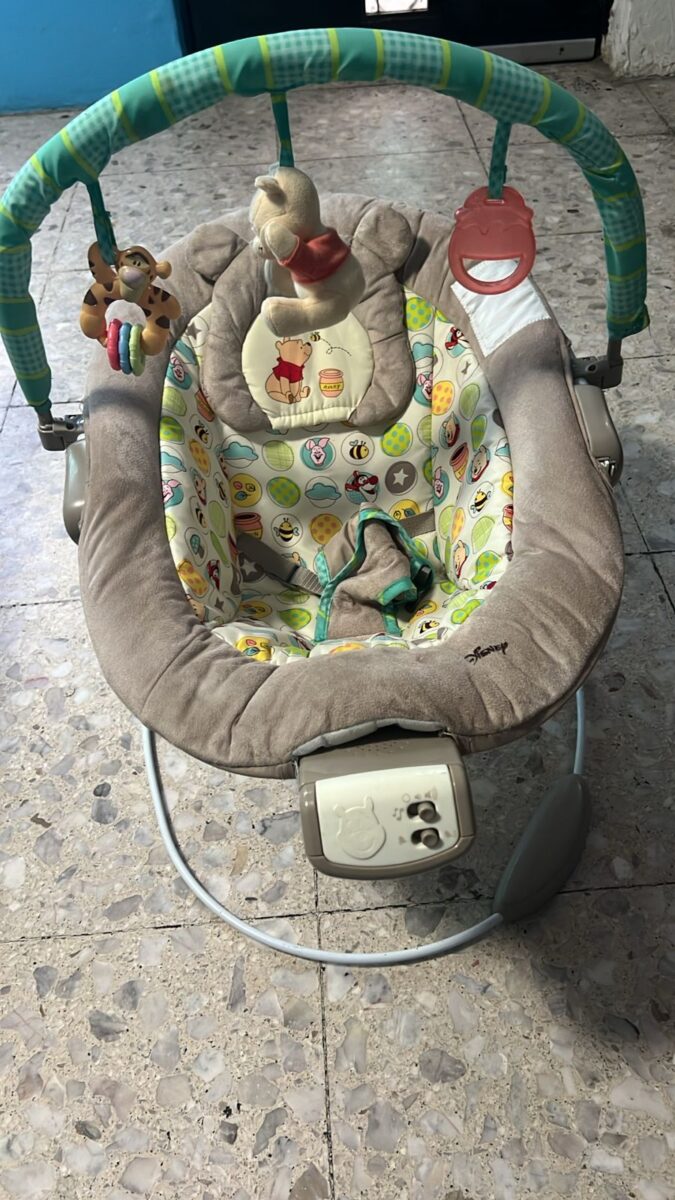Bouncer Mecedor Portátil, Winnie Pooh Bright Starts - Imagen 2
