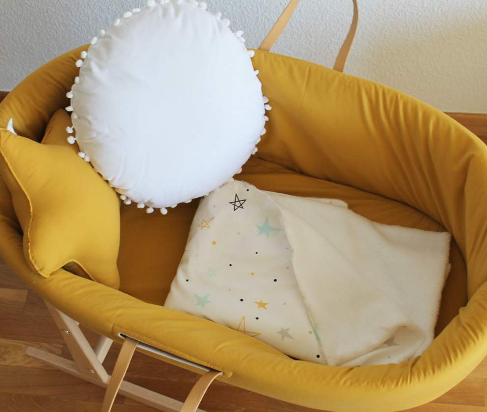 Manta polar noche estrellada mostaza - Imagen 2