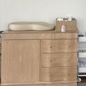 Cambiador de madera, Sin marca