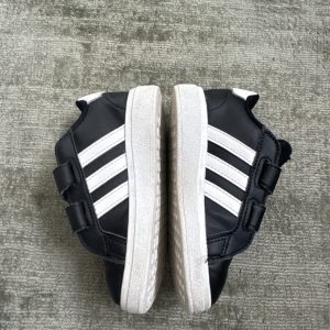 Tenis negros, 13cm, Adidas