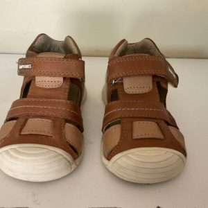 Sandalias, 21 europeo, Biomecanics